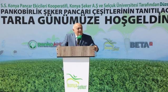 Yerli şeker pancarı tohumu tanıtıldı.